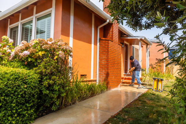 Fence Pressure Washing in Four Corners, OR